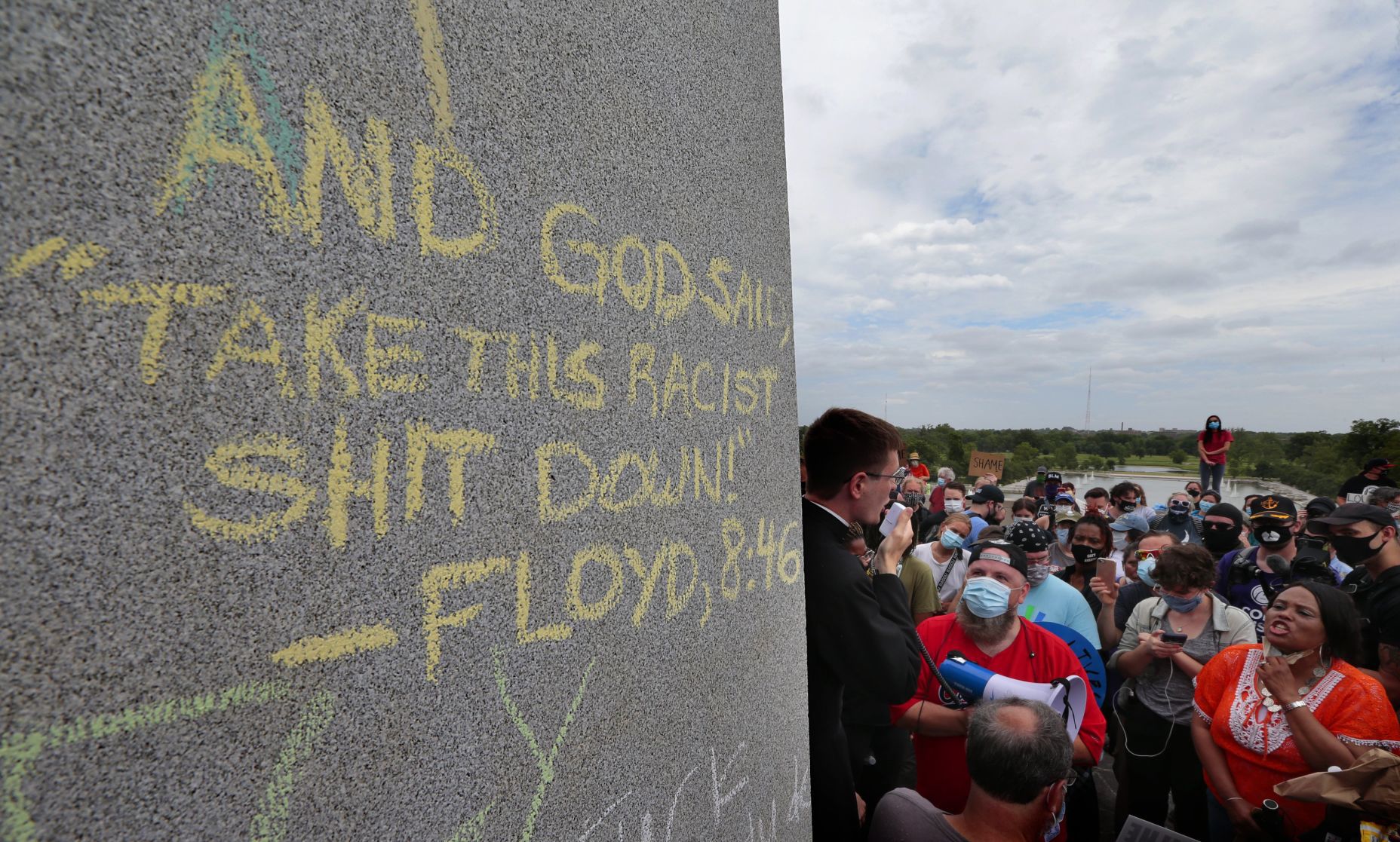 Protest over statue of St. Louis' namesake